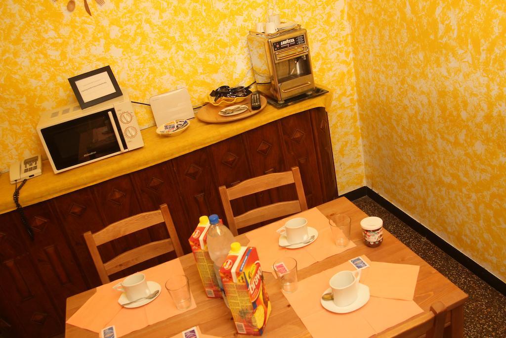 Bed & Breakfast La Rosa Dei Venti Genua Pokój zdjęcie
