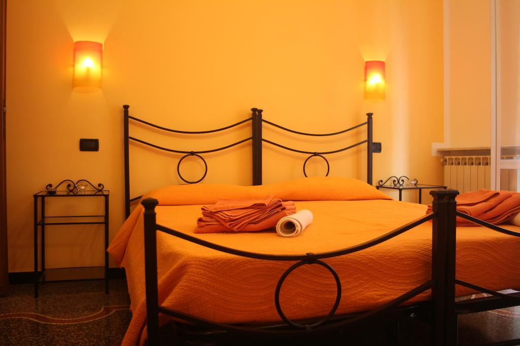 Bed & Breakfast La Rosa Dei Venti Genua Pokój zdjęcie